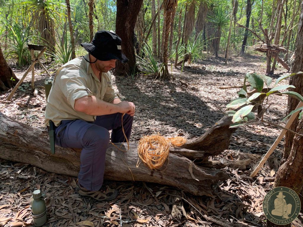 Bushcraft Survival Australia - Cordage making